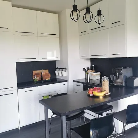 Apartament Z Widokiem Apartment *